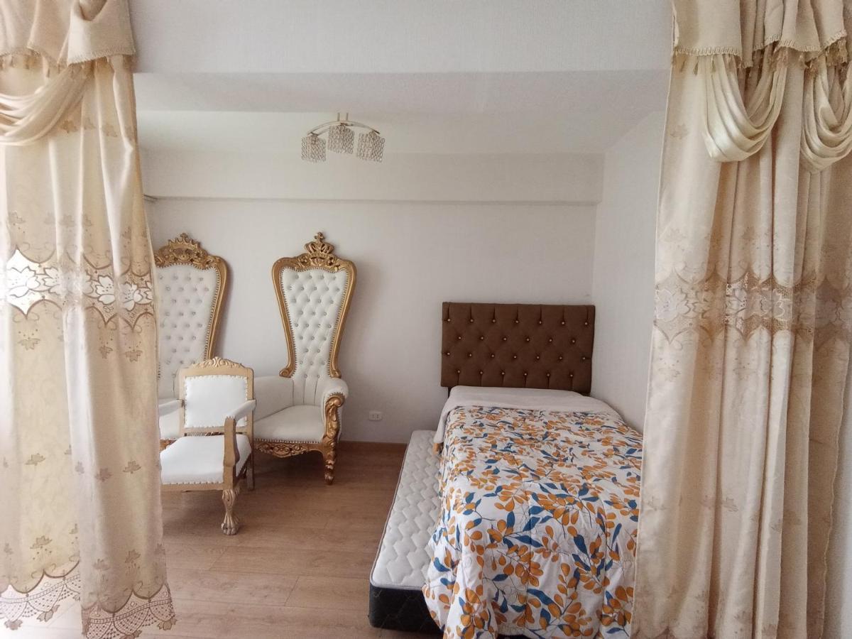 Versalles Appartement *